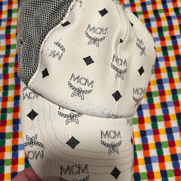 MCM (WHITE CLASSIC MESH CAP IN VISETOS) - Picture 2 of 9